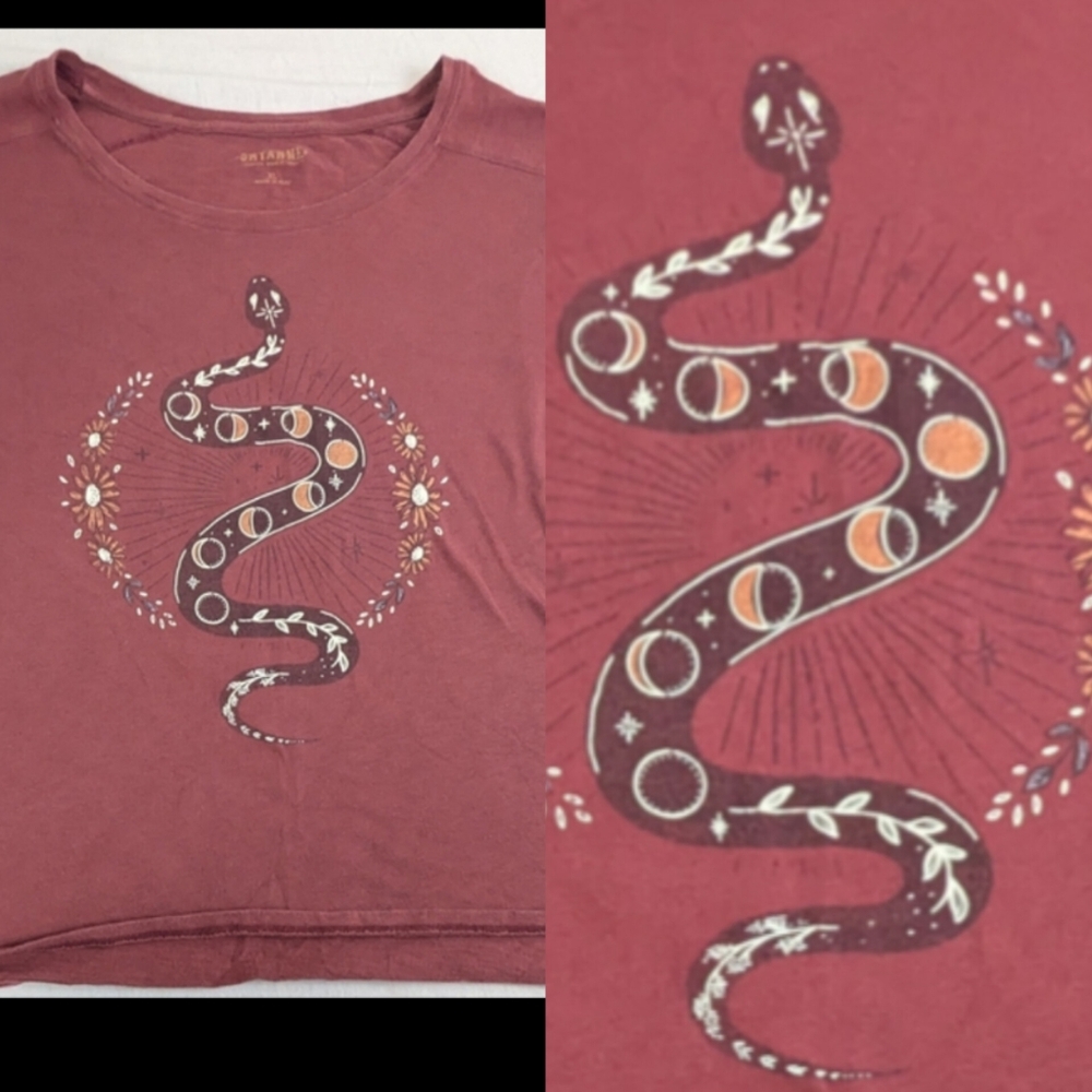 Shyanne Women's Celestial Snake Graphic Blouse XL Light Maroon Rust Color